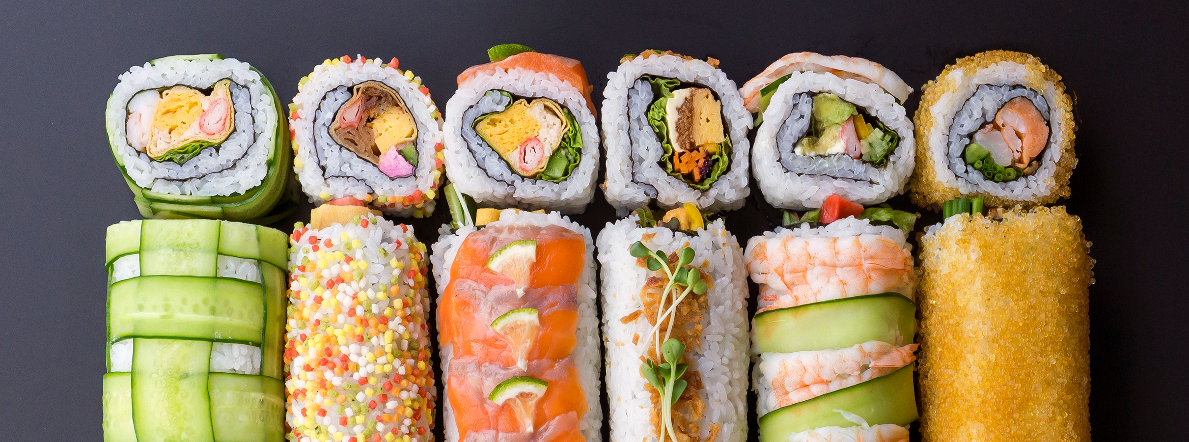 鮮やかな具材で彩った巻き芯製品を利用して作った巻き寿司